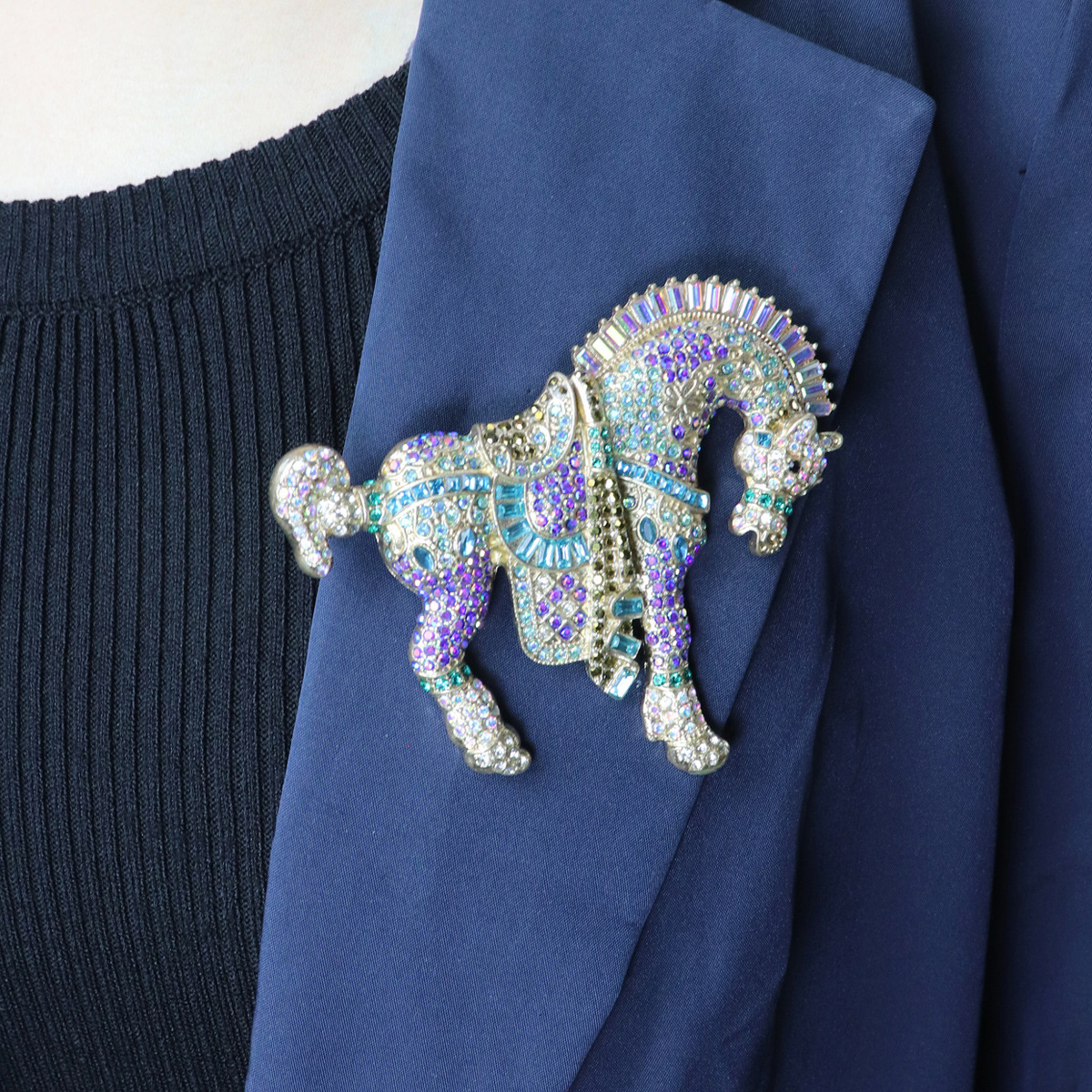 Vintage Heavy Industry HEID/I DAU/S Crystal Inlaid Diamond Tang Sancai Horse Brooch Necklace Set Accessories Marked