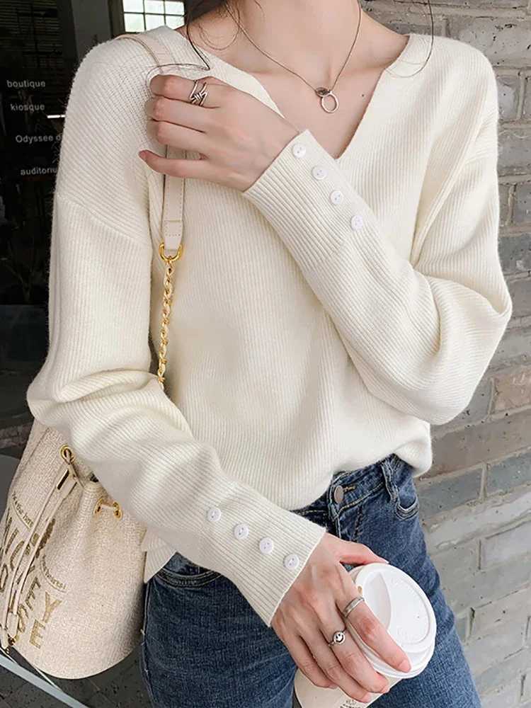 2025 Autumn Winter V Neck Sweater Pullovers Women Loose Button Pullover Women Soft Sweater Jumper Fashion Tops J251205