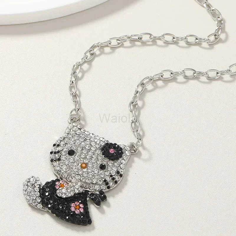Sanrio Hello Kitty Necklace Anime Character Pink Peach Heart Crystal Cat Push-Pull Bracelet Pendant Couple Decoration Girl Gift H251205