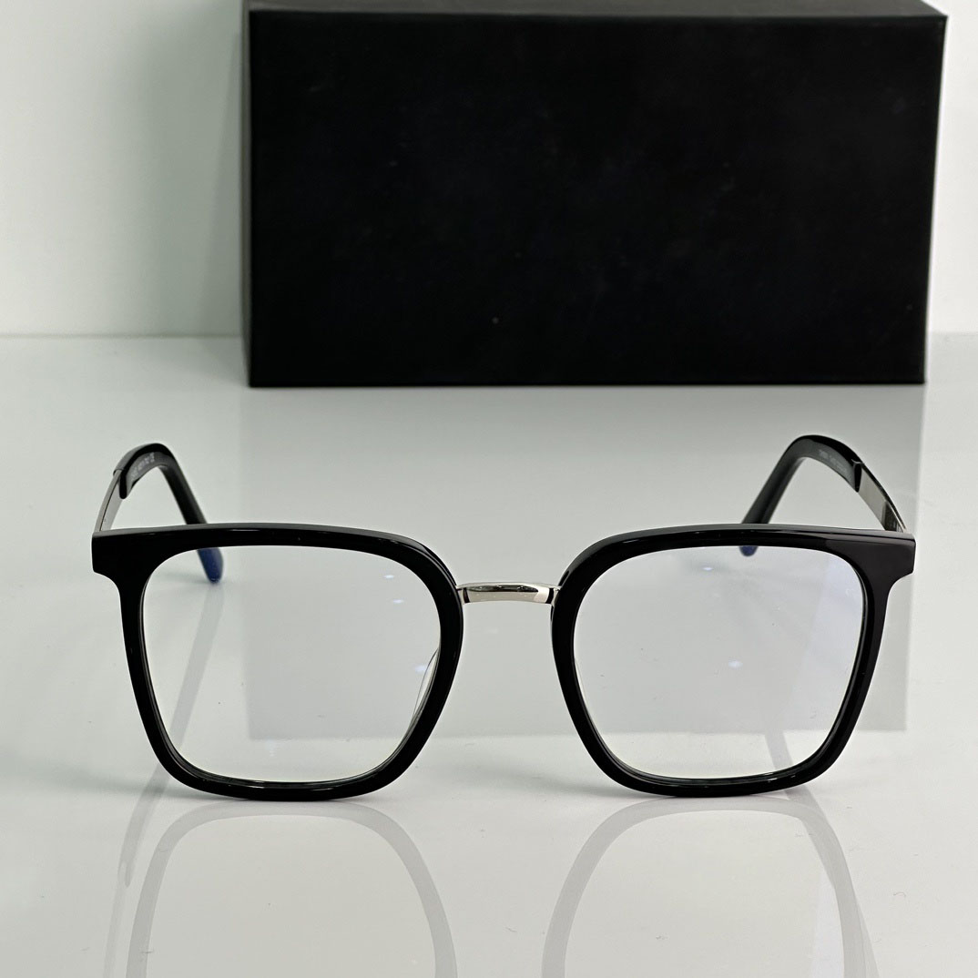 Designer Womens Eyeglasses Frame Clear Lens Men Sun Gasses Fashion Style Protects Eyes UV400 With Case 5831