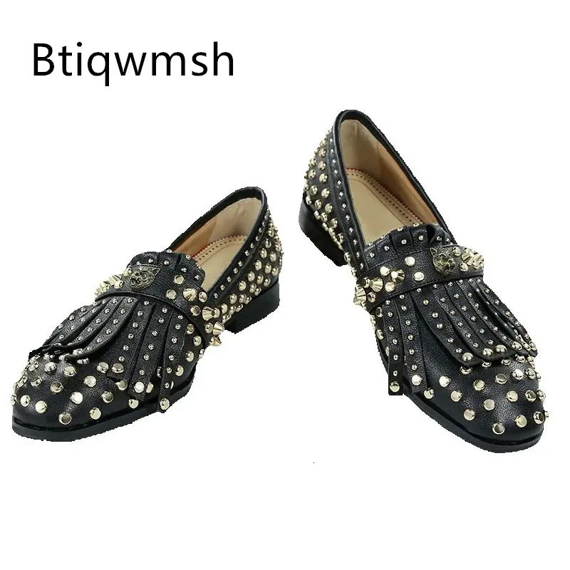 Handmade Rivet Tassel Dress Shoes Man Pointed Toe Black Real Cow Leather Slip On Flats Male Party Shoes 251204