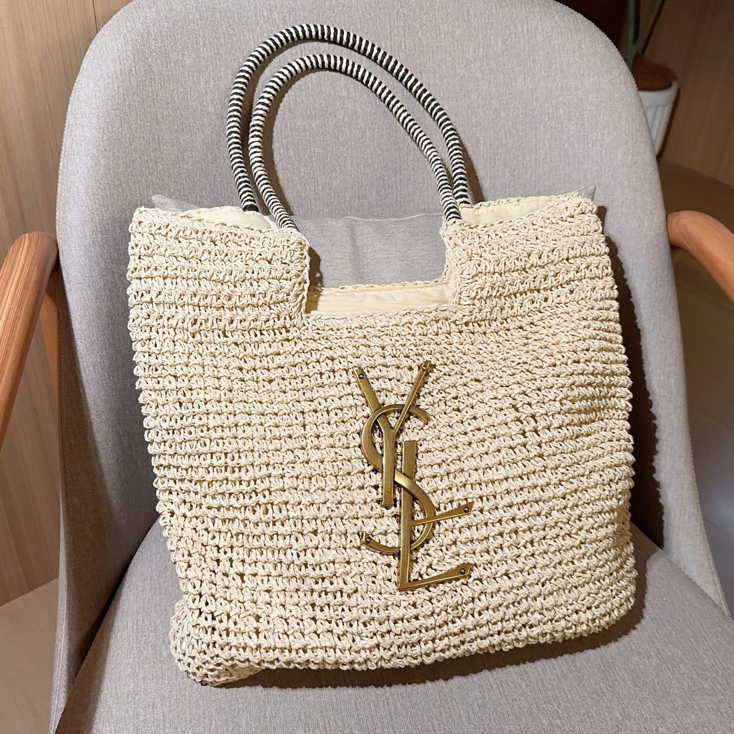 HOT Woven Bag Designer Bag tote bag Women's Summer Straw Tote Bag Natural Woven Large Capacity Beach Vacation Handbag Fashion Casual Commuter Shopping Bag Beige Bag AA+