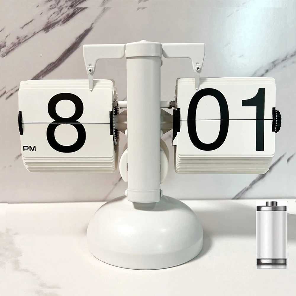 A Flipping Clock with Page Turning Automatically for Modern Home DecorationFull of Sense of TechnologyBattery Included as Gift M251205