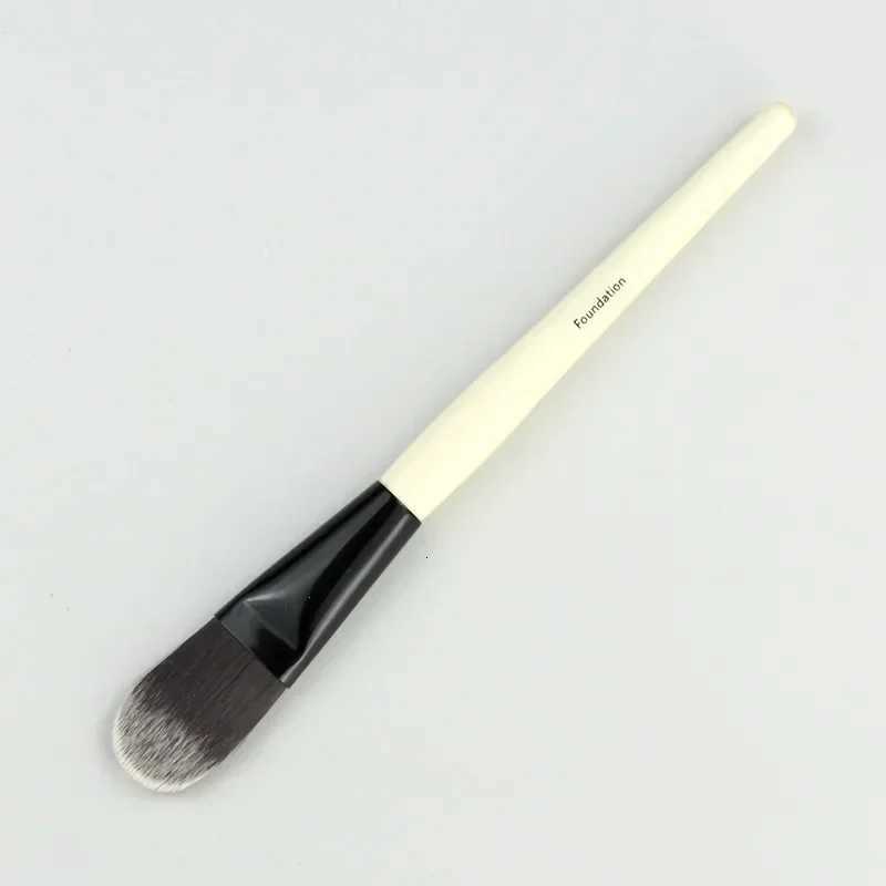 Professional Makeup Brushes For Broom Foundation Eye Liner Shadows Contour Lipgloss Eyeshodaws Brush T251205