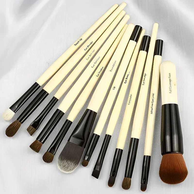 Professional Makeup Brushes For Broom Foundation Eye Liner Shadows Contour Lipgloss Eyeshodaws Brush T251205