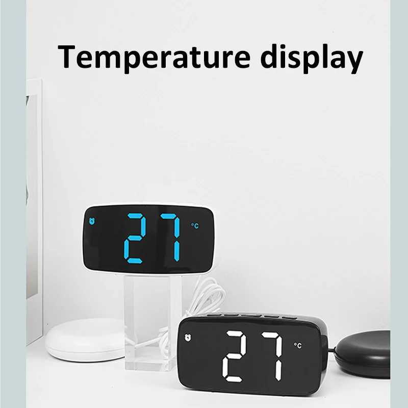 Super Loud Vibrating Alarm Clock LED Table Clock with Brightness Adjustment Desktop Clock for Heavy Sleeper Deaf Hard of Hearing M251205 - view 4