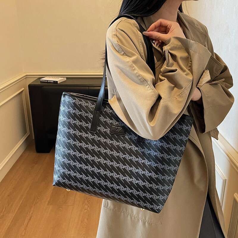 Tote for Women Large Capacity Niche Crossbody Printed College Student Class Commuter Shoulder Bag Handbag