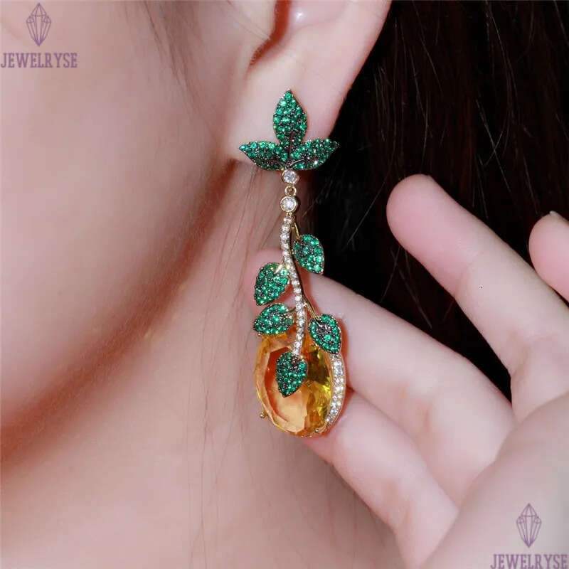 Luxury Vintage Charm Leaf Designer Earring for Woman Party Yellow AAA Cubic Zirconia South American Copper Long Womens Diamond Earrings Jewelry Girlfr