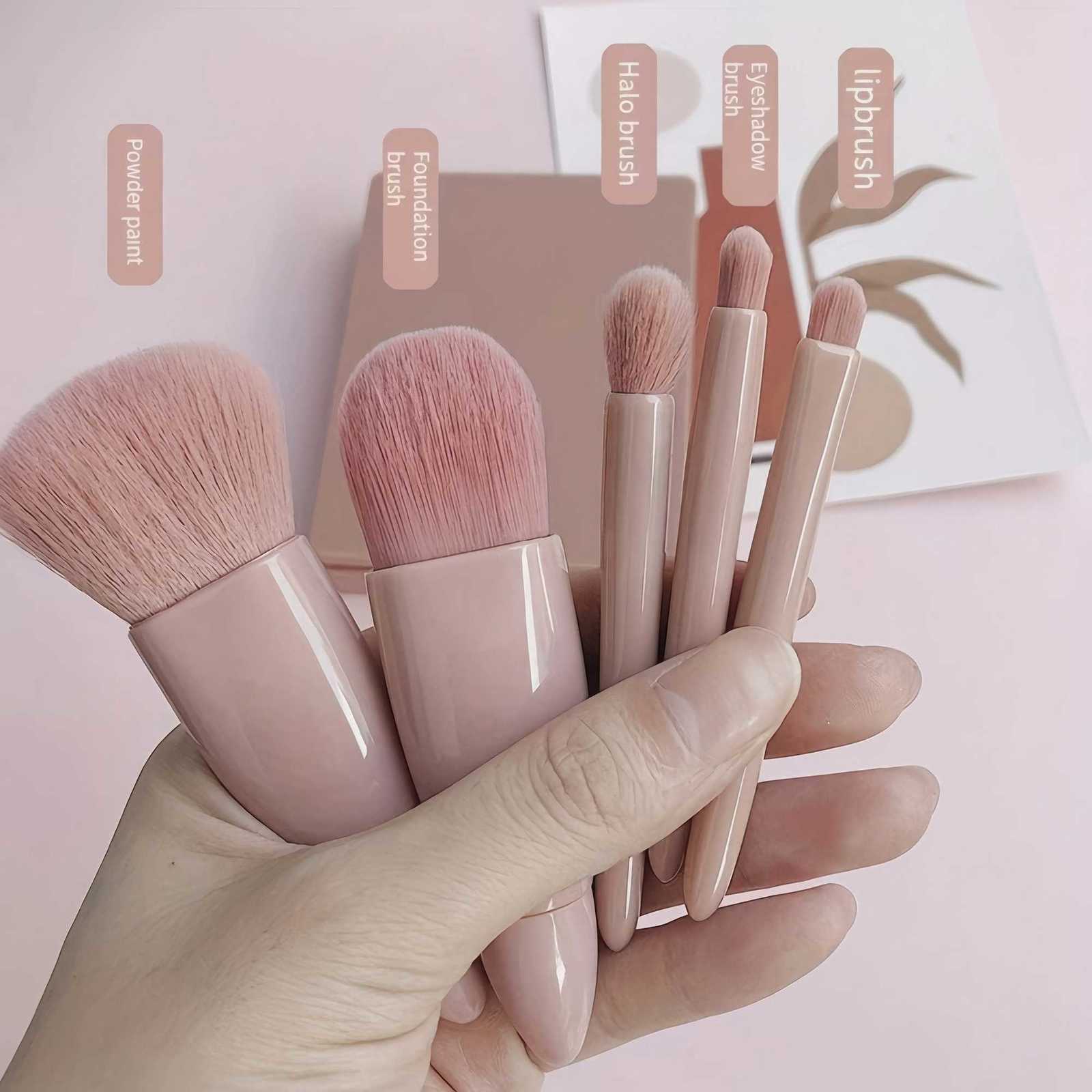 5-Piece Pink Makeup Brush Kit Complete Set of Professional Soft Synthetic Hair Brushes Easy Storage CarryingT251205