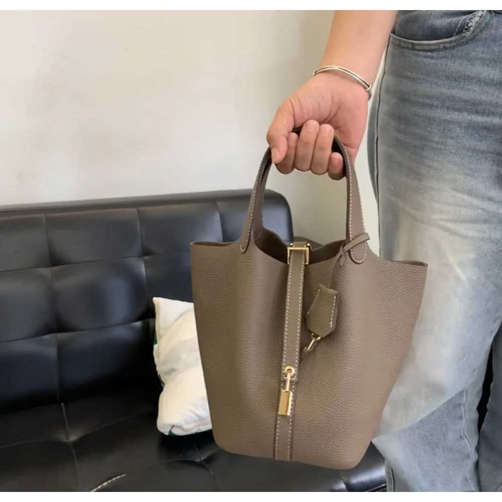 womens bag 2025 new bag autumn and winter lychee pattern bucket bag womens bag handbag vegetable basket bag K251204