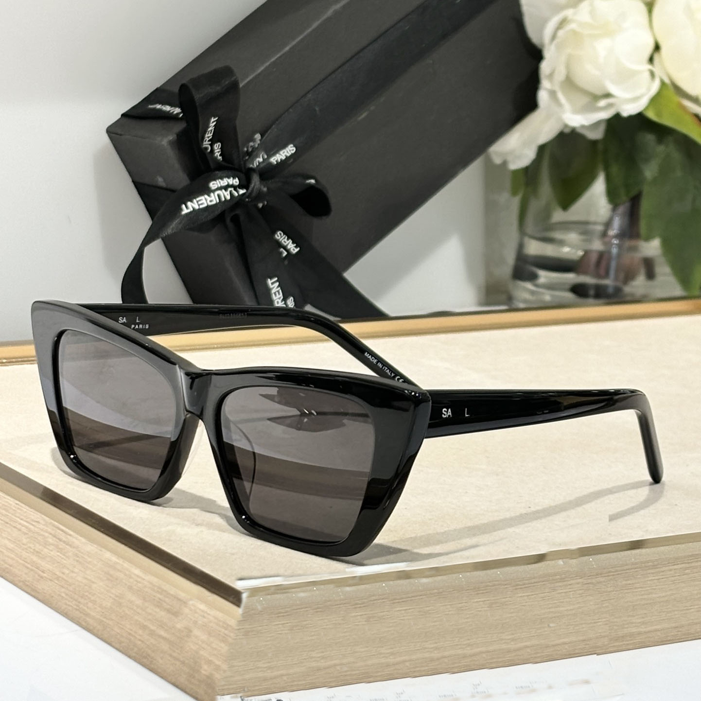 designer sunglasses classic Cat Eye Square Frame sunglasses for women Travel trend Beach shading UV protection polarized fashion glasses