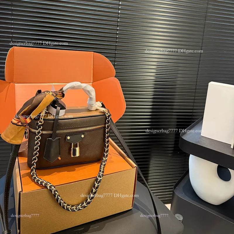 Classics makeup bag designer Cosmetic bags Women Designer Handbags vanity bag Makeup Bag Cases toiletry bags designer