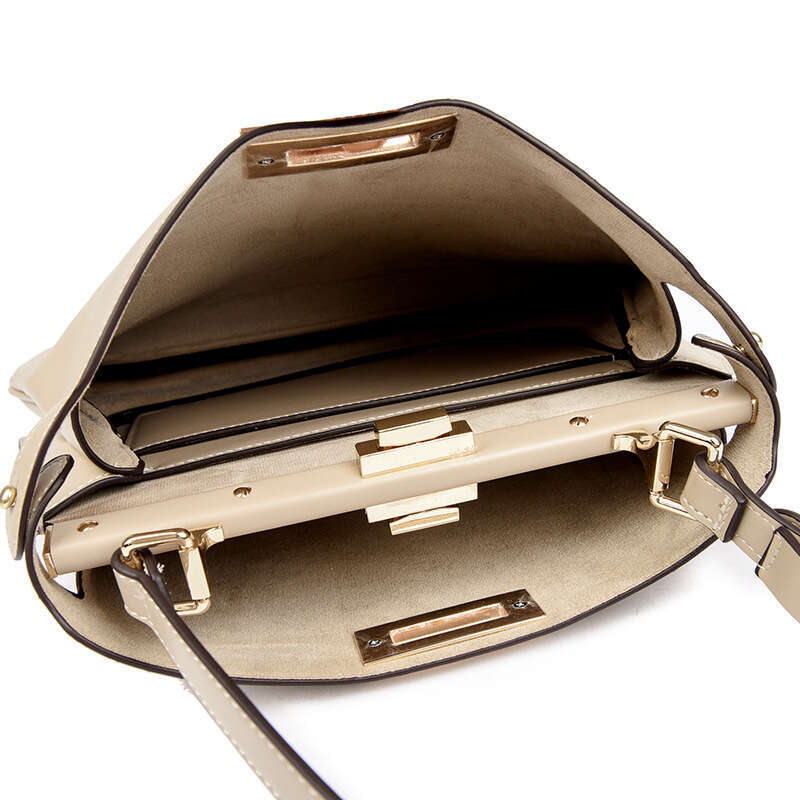 2025 New High-End Handbag Simple Fashion Handheld Women's Commuter Large Capacity Crossbody Bag Cross-Border