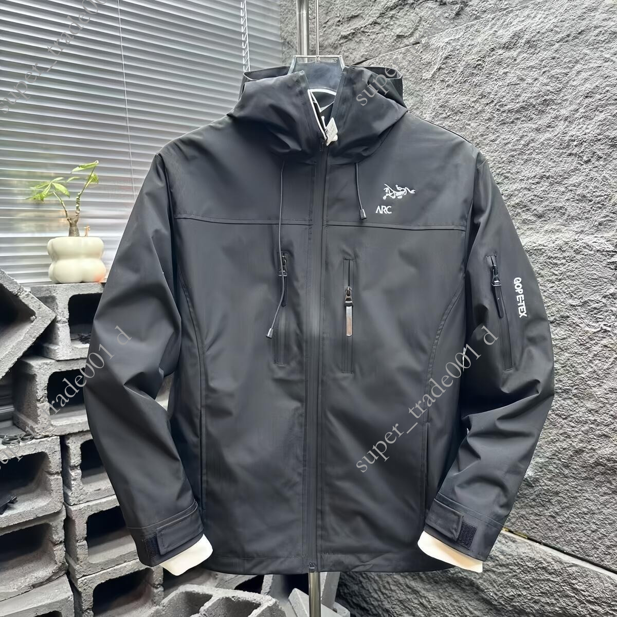 Artery Mens Hooded Arcteyxliis Jacket Windbreaker Goretex Coat Designer Zipper Sweatshirt Atom LT Waterproof Cotton Clothing ARCS Terryx Jackets 304