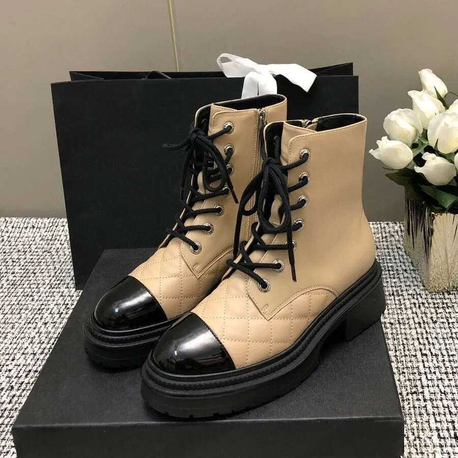 new designer shoe woman Luxury ankle boots classics Suede Platform Lace-up Chunky Block heels Combat genuine leather Knight Martin boots Motorcycle boots black