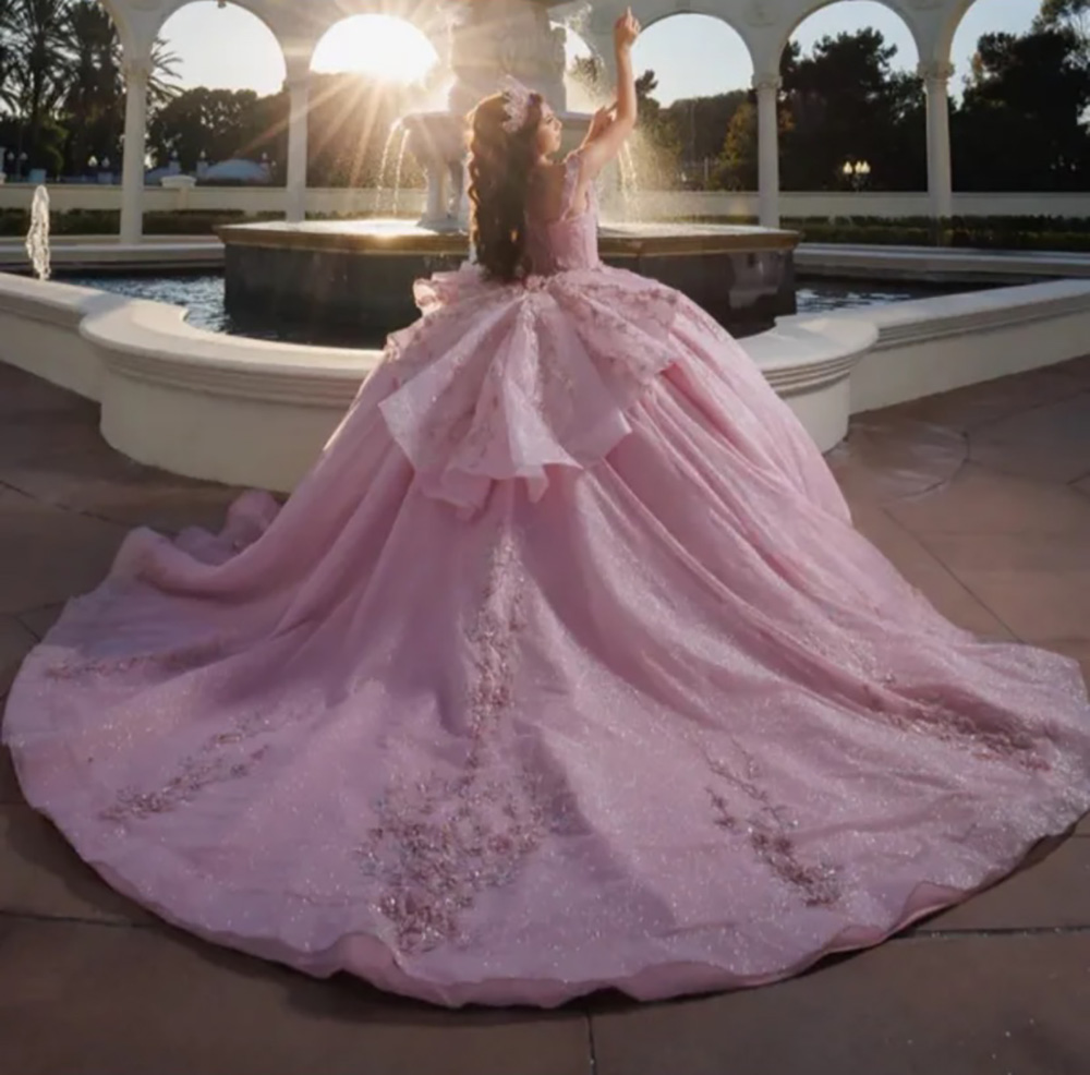 Bridal Gowns Plus Size Wedding Dresses Formal A Line Sweetheart Off-Shoulder Sequined Applique Pink Crystal Zipper Lace Up New Custom Bow