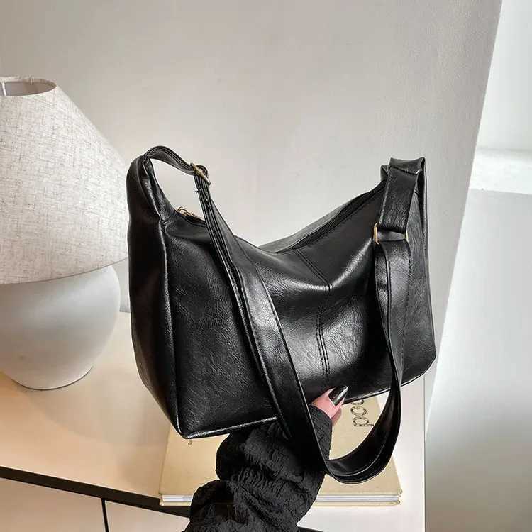 PU Leather Commuter Fashion Vintage Casual Tote Bag Maillard Stylish Crossbody Bags for Women Texture Large Capacity TemperamentT251205