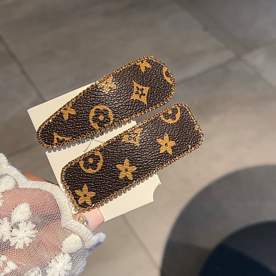 hot Free delivery designe hairpin Casual hair clip with female side clip for workplace commuting hair accessories