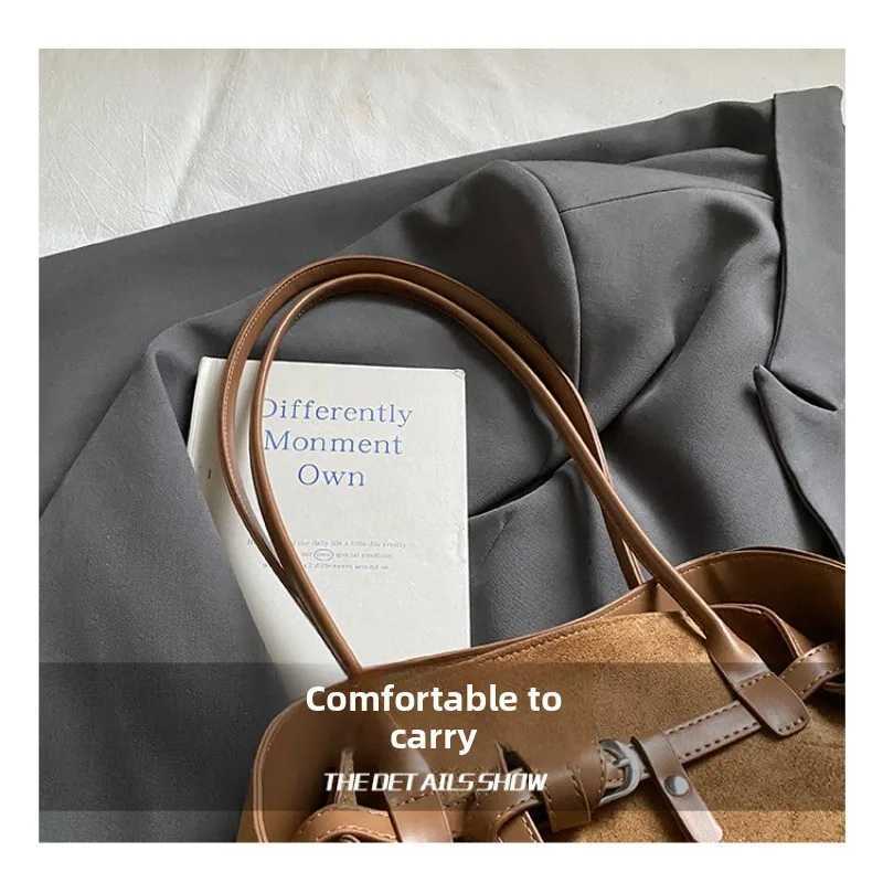 Suede Shoulder Bag Premium Large Capacity Tote Bag Fashion Versatile Commuter Underarm BagT251205
