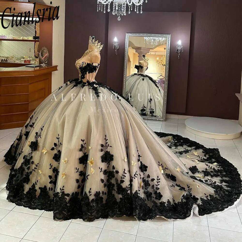 Black D Floral Lace Quinceanera Dresses Ball Gown Off The Shoulder Beading Crystal Sweet Birthday Party