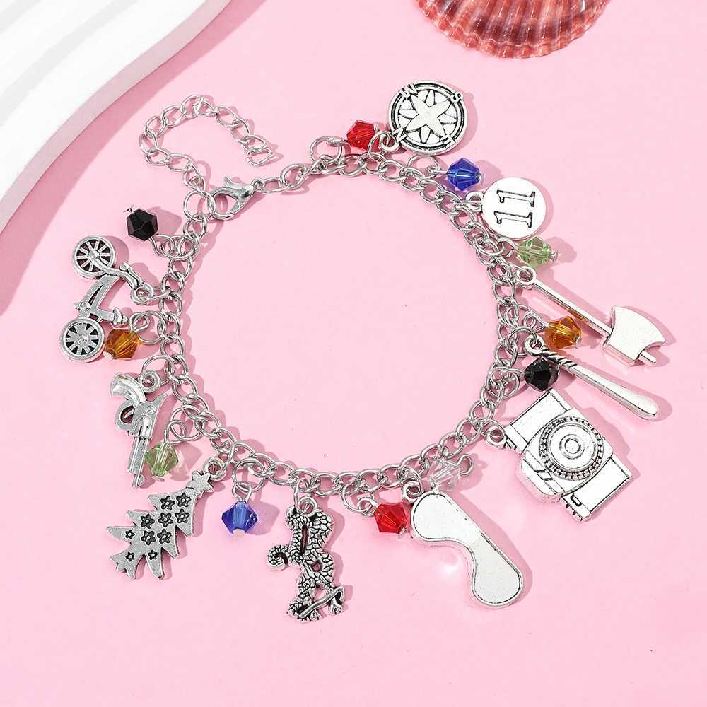Cross-border European and American movie peripherals Stranger Things Eleven No 11 26 letter necklace bracelet W251206