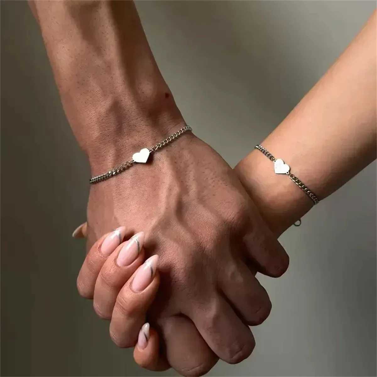 2026 2PCS Simple Fashion Bracelet Set for Couple Unisex Women Men Lover Crystal Heart Gold Color Chain Bracelets Trend Jewelry W251206