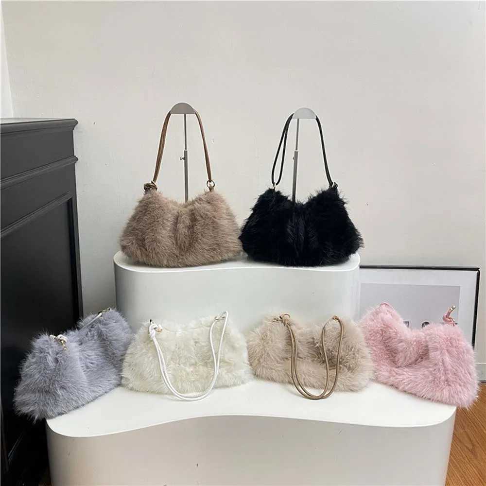 Korea Premium Elegant HandbagFashionable Autumn Winter Plush Shoulder Bag Lightweight Large Capacity Commuting Crossbody BagT251206