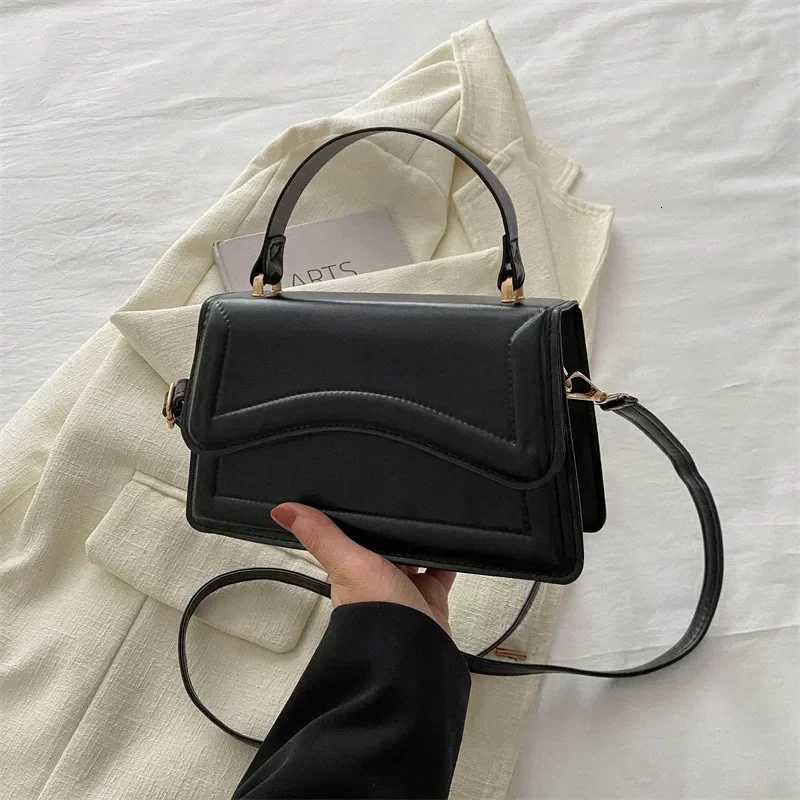 High Quality PU Leather Handbag Purse Womens Bag Solid Color Shoulder Crossbody Bags Lady Messenger Small Tote for Women GirlsT251206