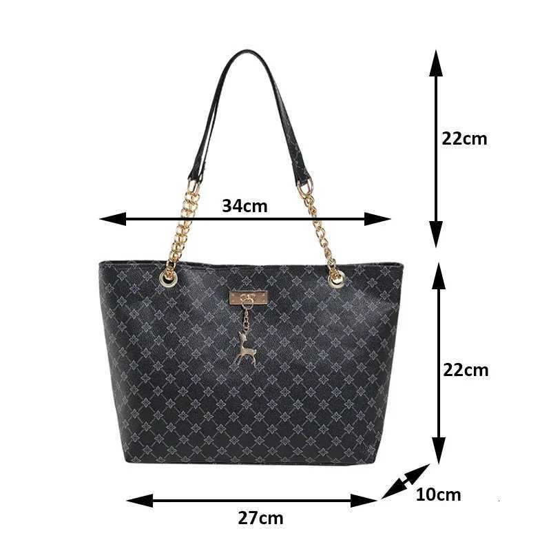 Women Luxury Design New Presbyopic Handbag Large Capacity Handbag Fashion Printing Shoulder Bag Trendy Shopping Bag with pendantT251205
