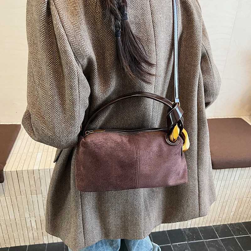 2025 Winter New Vintage Matte Boston Pillow Bag Niche Design Versatile Shoulder Crossbody Bag for Women 6022TLHT251205