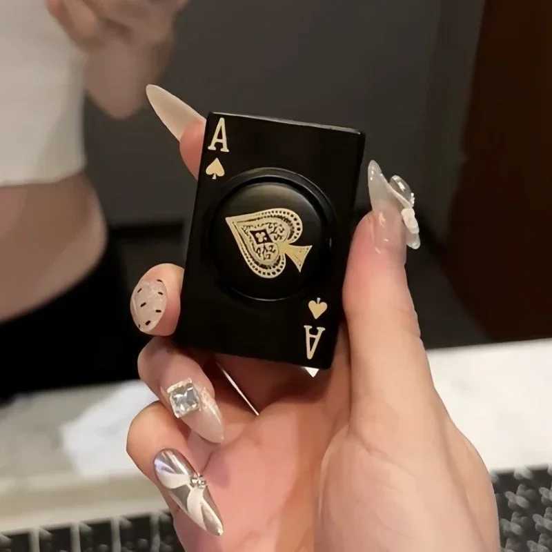 New Spade A Turntable Decpression Lighter Windproof Refillable Butane Lighter Fun Cigarette Lighter Fast Sing H251206