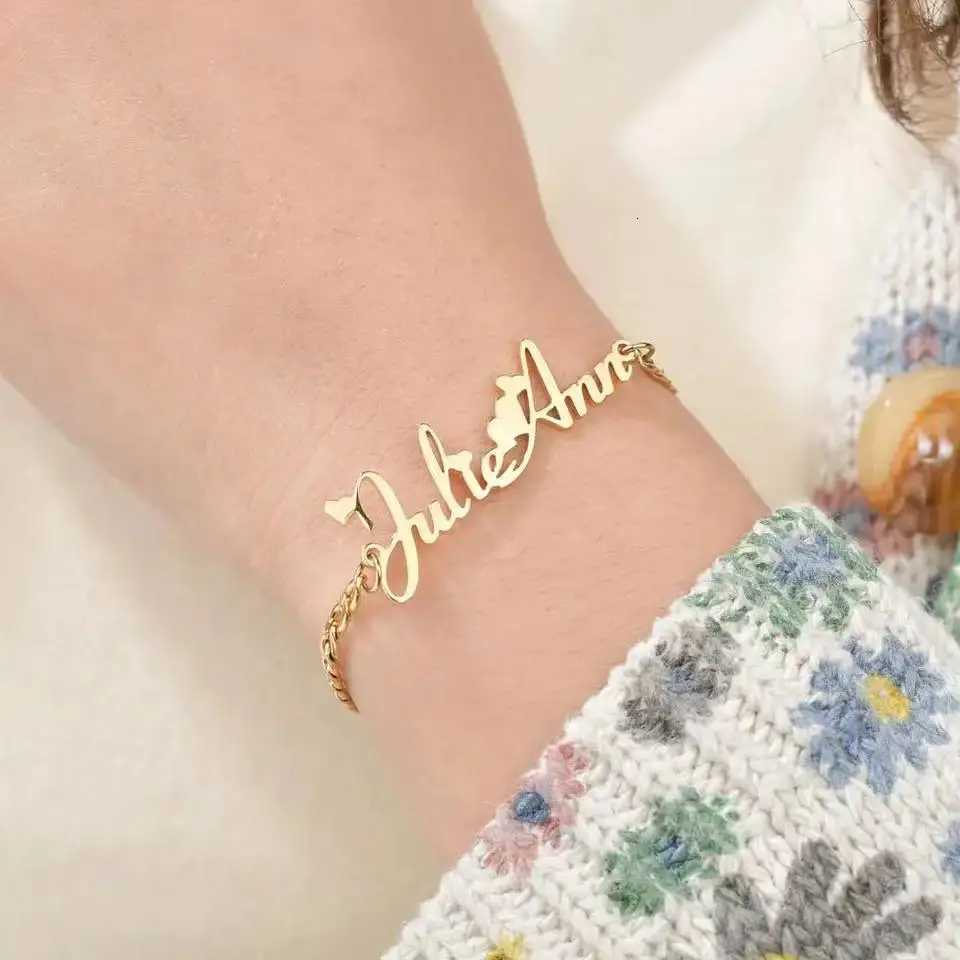 New Custom Name Charm Bracelet for Women Personalized Stainless Steel Cuban Bracelet Jewelry Accessories Boyfriend Couple Gift W251206