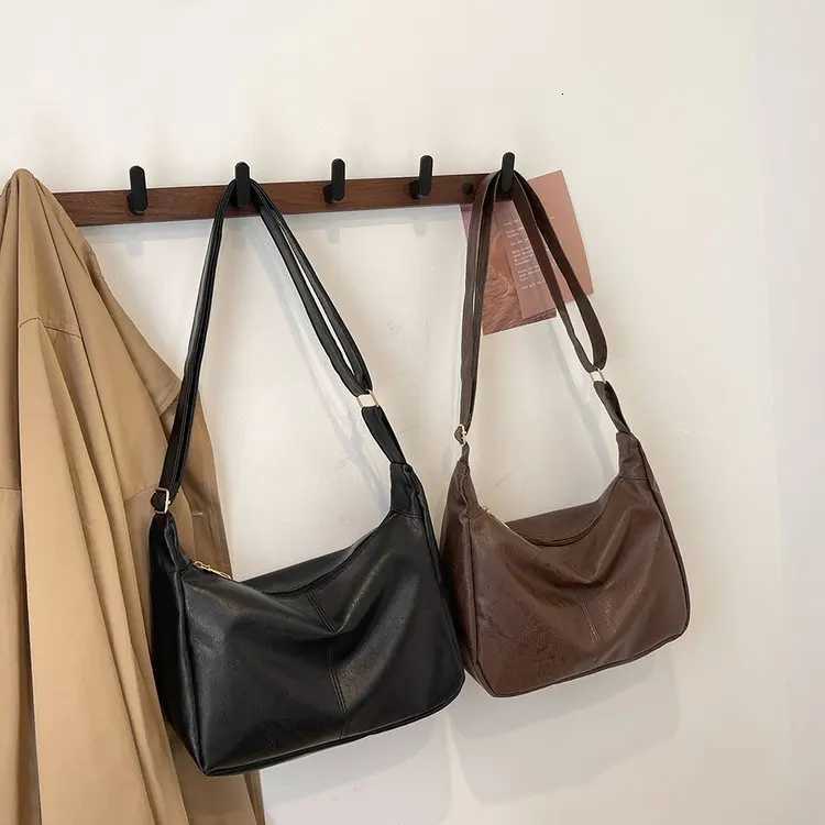 PU Leather Commuter Fashion Vintage Casual Tote Bag Maillard Stylish Crossbody Bags for Women Texture Large Capacity TemperamentT251205