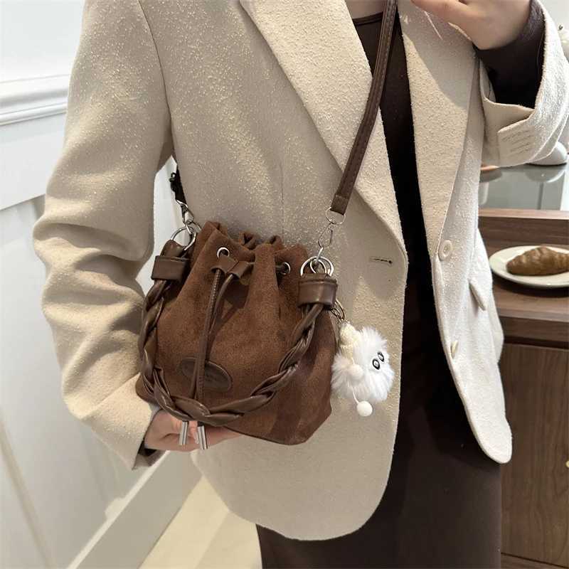 Fashion Drawstring Solid Color Large Capacity Single Shoulder Bucket BagT251206