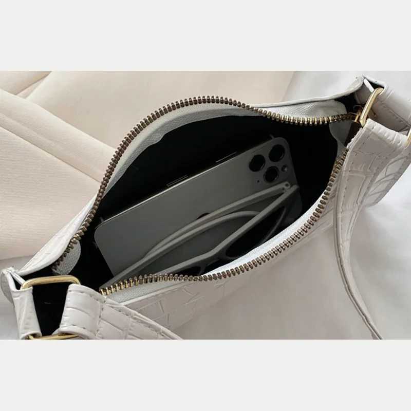 Fashion PU Leather Bags for Women Alligator Pattern Armpit Handbag Female Small Underarm Messenger Bag and Purse Designer BagT251205