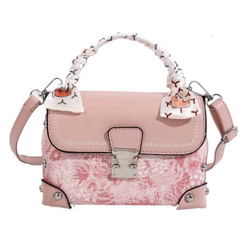 2025 Scarf Top Handle Bag Elegant Shoulder Purse for Women Versatile Crossbody Tote Minimalist Day-to-Night Bag TexturedT251205