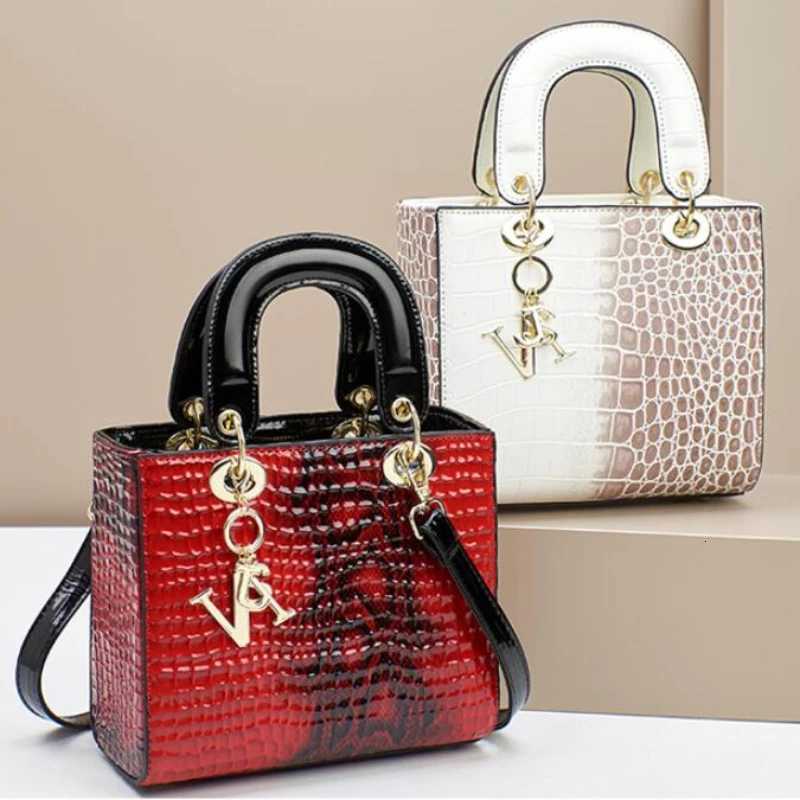 2024 High Quality Luxury Brand Designer PU Leather Shoulder Bag Women Hand Bags Crocodile Purses Ladies Messenger Handbag TotesT251205