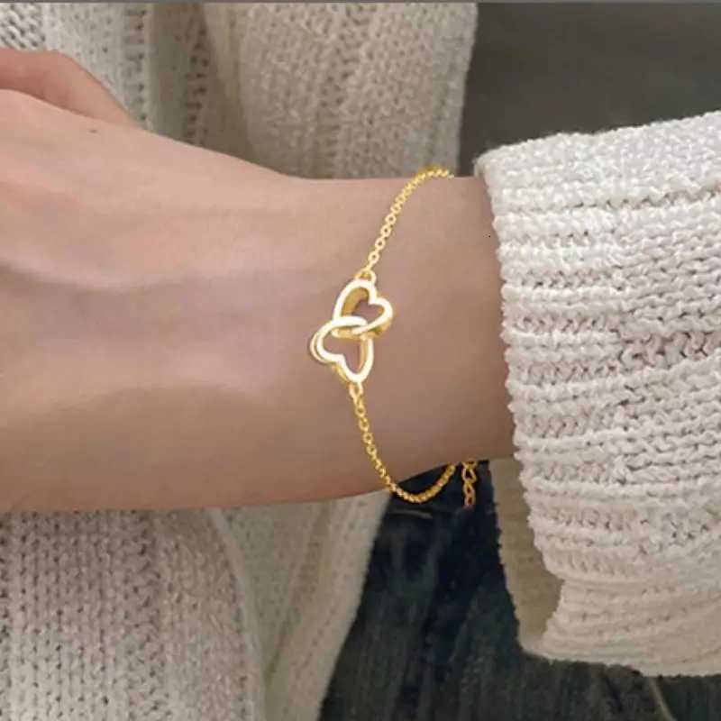 Simplicity Style Bracelet Sales Heart To Heart Matching Double Small Hollow Heart Bracelet 2024 Fashionable New Temperament W251206