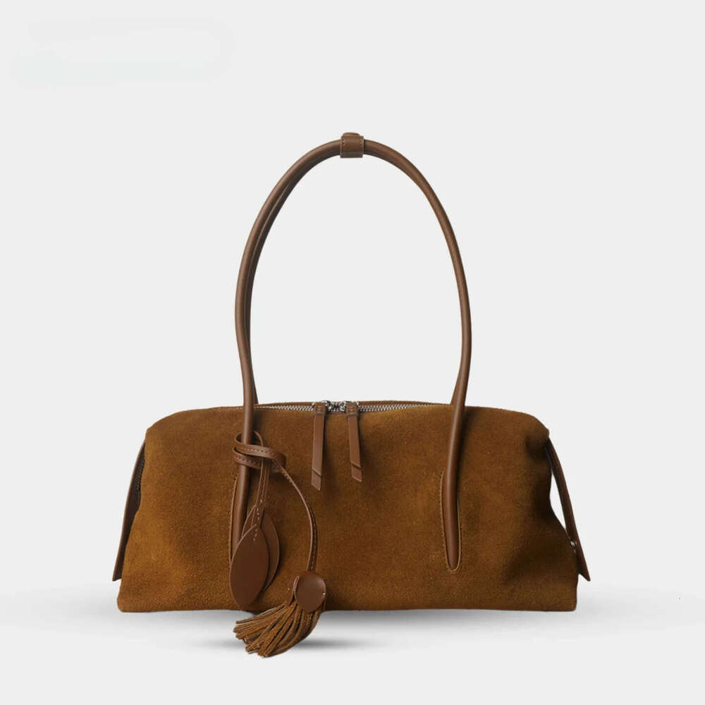 Luxury Bag Designer Shoulder Bags Totes Hobo Hot Sale Chic Tassel Design Armpit Bag Caramel Coffee Color High End Suede Cow Leather Women Handbag Wint
