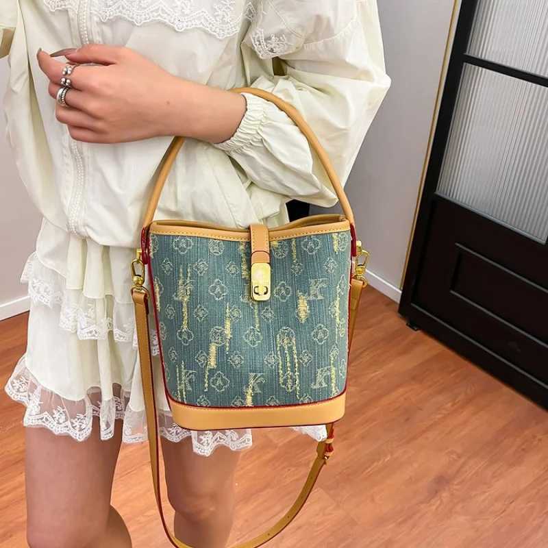 Luxury Brand Womens Tote Bag - Leather Crossbody Shoulder Messenger Bag For Ladies Elegant Handbags Classic DesignT251205