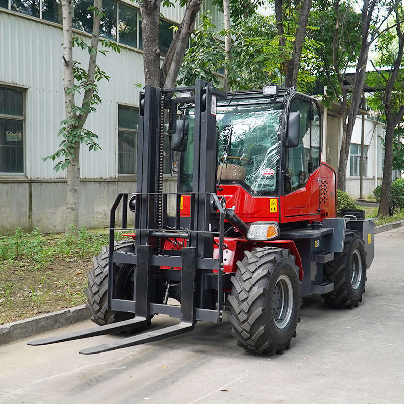 Robust Diesel Rough Terrain Forklift With Cab For Operator Safety