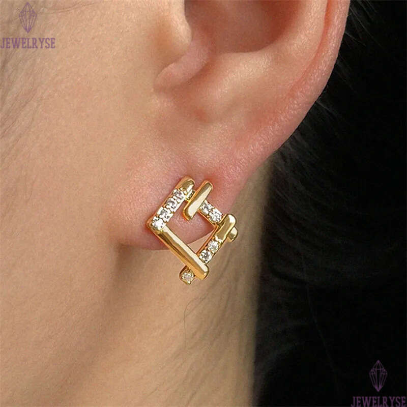 trendy AAA cubic zirconia 18k gold stud earring designer for woman party luxury earrings womens ear clip jewelry S925 silver needle girls friend festi