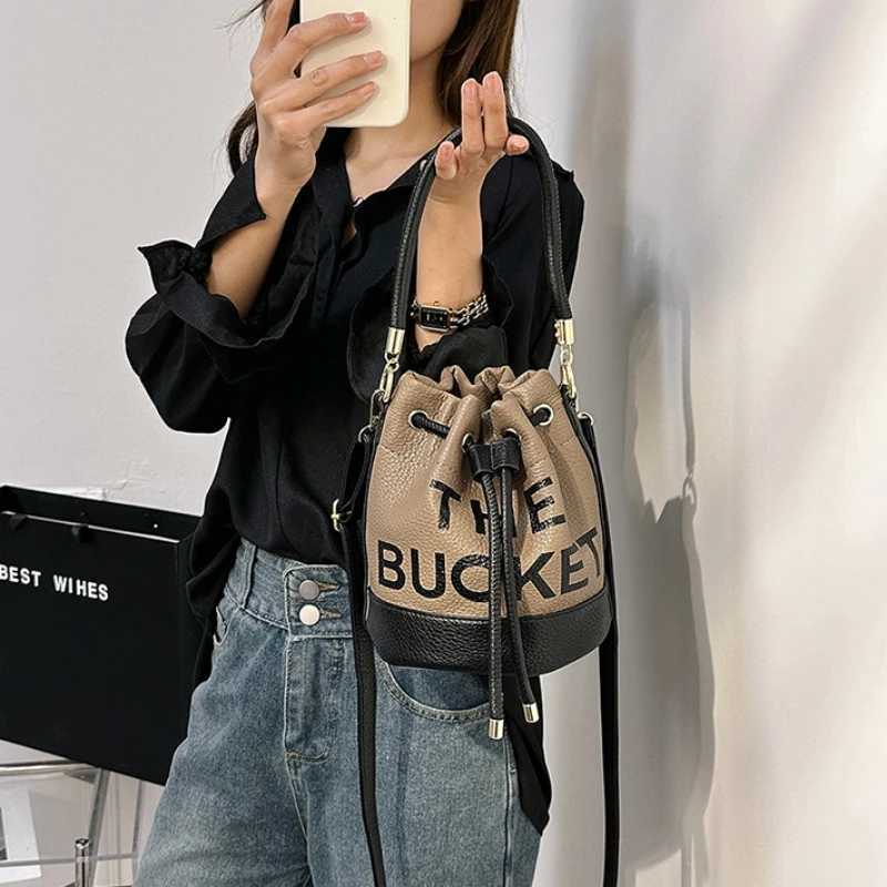 New Fashion Womens Bucket Bag Trend Brand Casual Versatile Shoulder Bag High-end Classic Crossbody Bag Designer Luxury HandbagT251206
