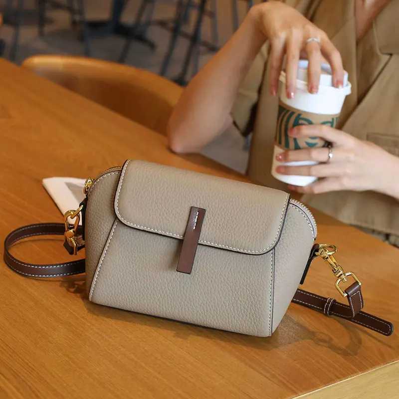 2026 New Womens Bag Luxury Designer Genuine Leather Woman Crossbody Bag High Quality Cowhide Female Fashionable Shoulder BagsT251206