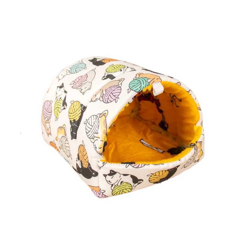 Winter Small Animal Sleeping Bed Soft Rabbit Squirrel Comfortable Guinea Pig Nest Warm Mat Hamster House Guinea Pig Cage M251206