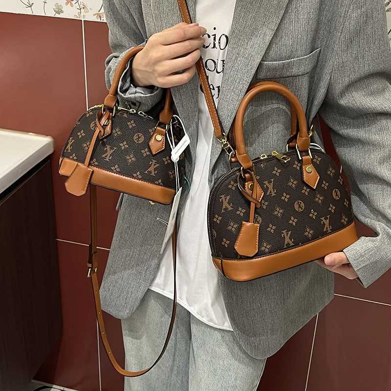 2025 Vintage Print Shoulder Bag Casual Crossbody Purse for Women Commuter Day-to-Night Tote Minimalist Sling Bag TexturedT251205