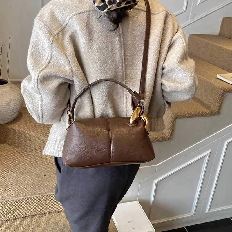Vintage Fashion All-match Small Square Pillow Single Shoulder Crossbody Simple Womens Bag New Daily Commuter HandbagT251205