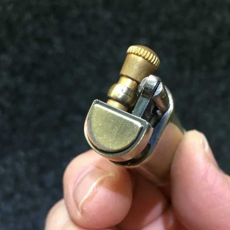 Retro Flint Kerosene Flame Lighter Metal Grinding Wheel Gasoline Cigarette Cool Gadget Creative H251206