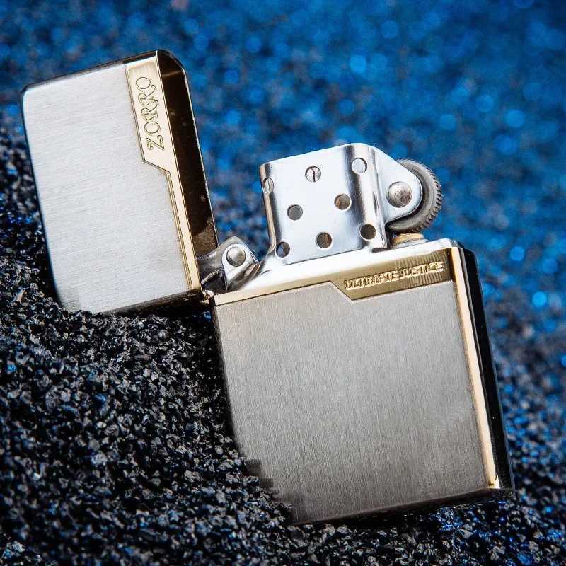 New Gift Gold Kerosene Lighter Color Block Windproof e Copper Personali Creative Grinding Wheel Mens Small Tool H251206