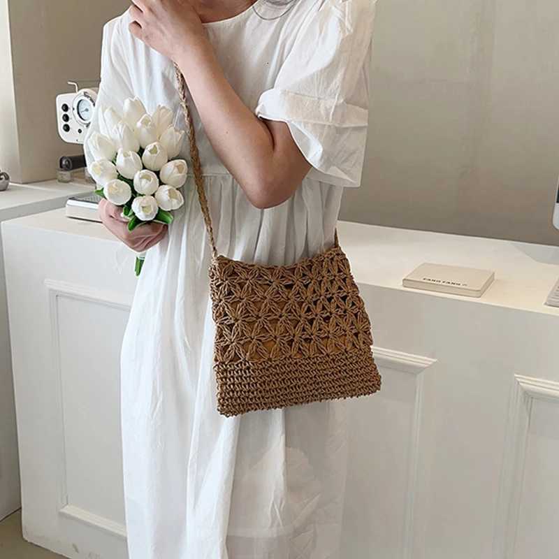 Small Fresh Crossbody Bag Womens Bag Straw Woven Shoulder Bag Niche And Versatile Woven Bag Simple And Fashionable HandbagT251206